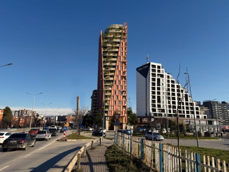 CLIF Tower competition rendering by Coheframe