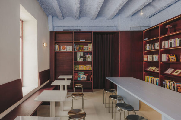 Chiquita bookshop and cafe by SahuquillodeArriba