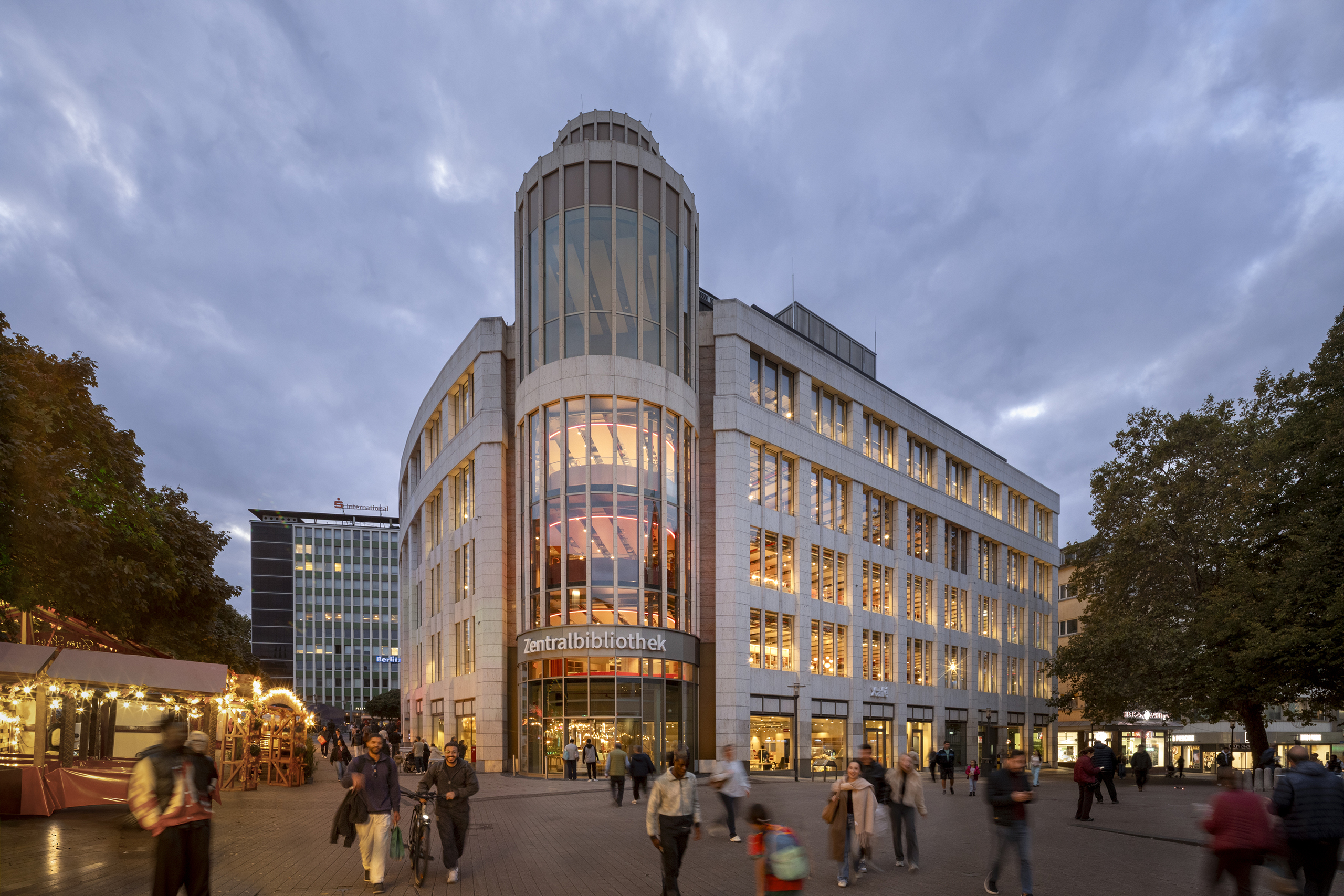 Reading and seating beside the windows at Essen Central Library