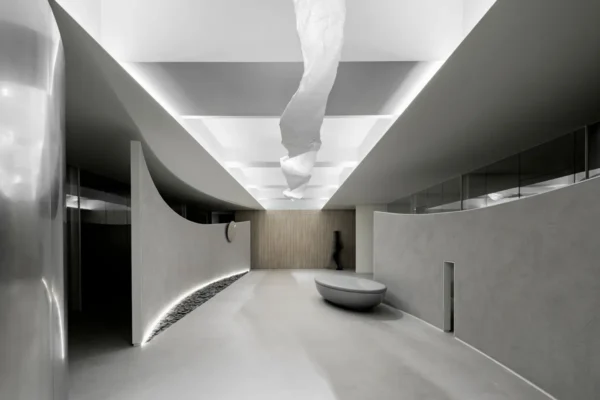 Curved lounge walls and ceiling artwork at Wise Consultation Office
